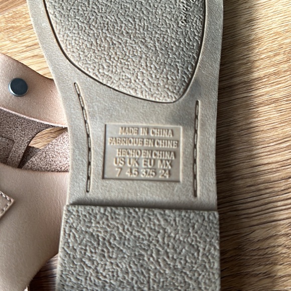 American Eagle 🦅 natural studded leather sandal - Picture 4 of 5